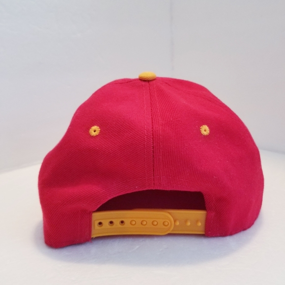 Cleveland Cavaliers Red/Yellow Snapback Men's Hat/Cap. Excellent Used Condition. - Picture 7 of 8